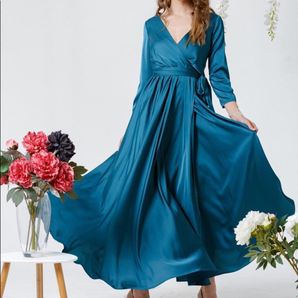 ❗️NEW❗️Aquamarine Bridesmaid Silk Wrap Maxi Dress - Picture 5 of 8